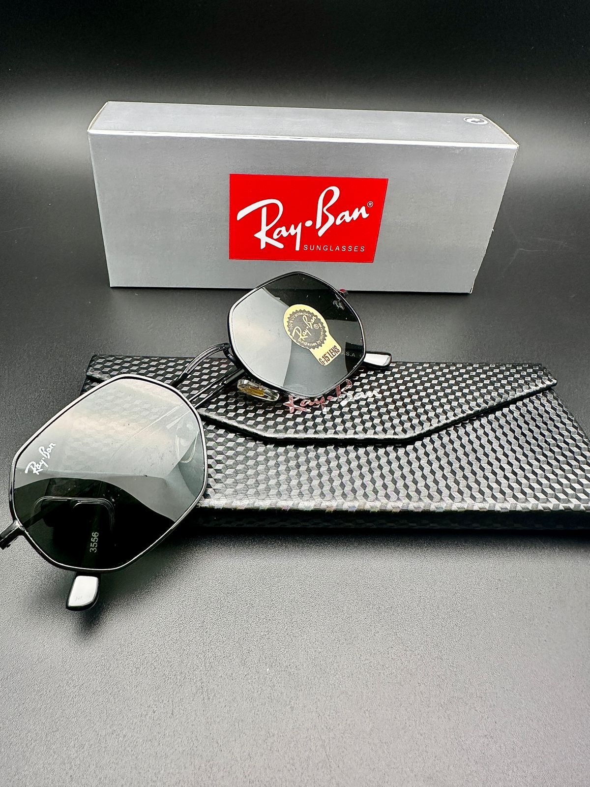 RB OCTAGONAL NEGRA+ESTUCHE 3A