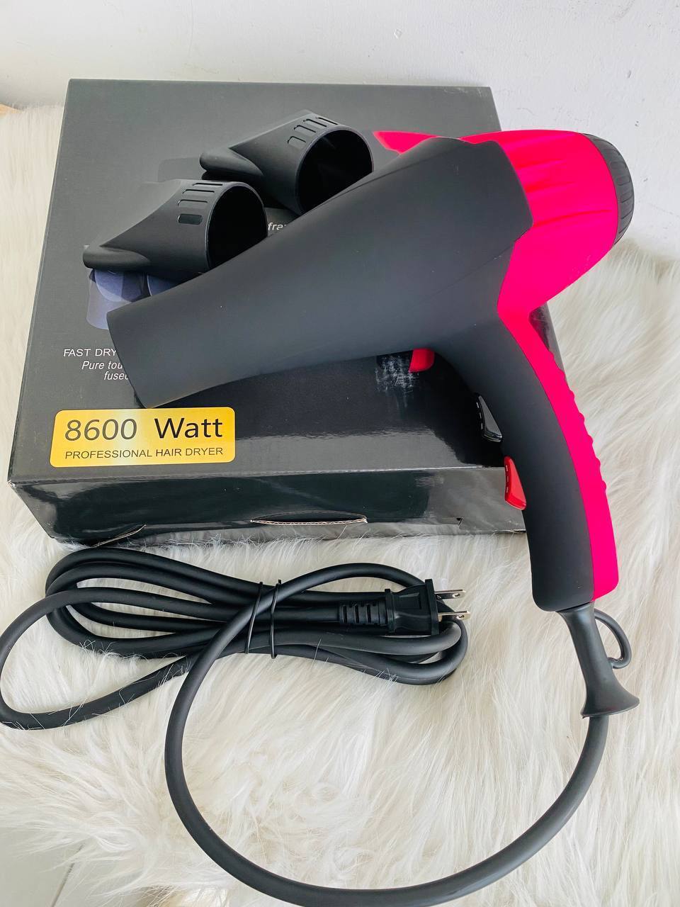 SECADOR DE CABELLO 8600WTTS