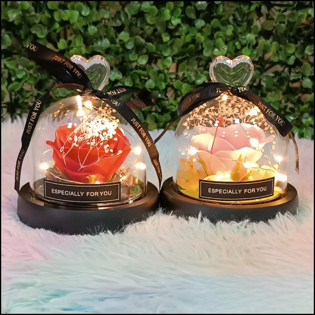 Rosa eterna en cúpula de cristal