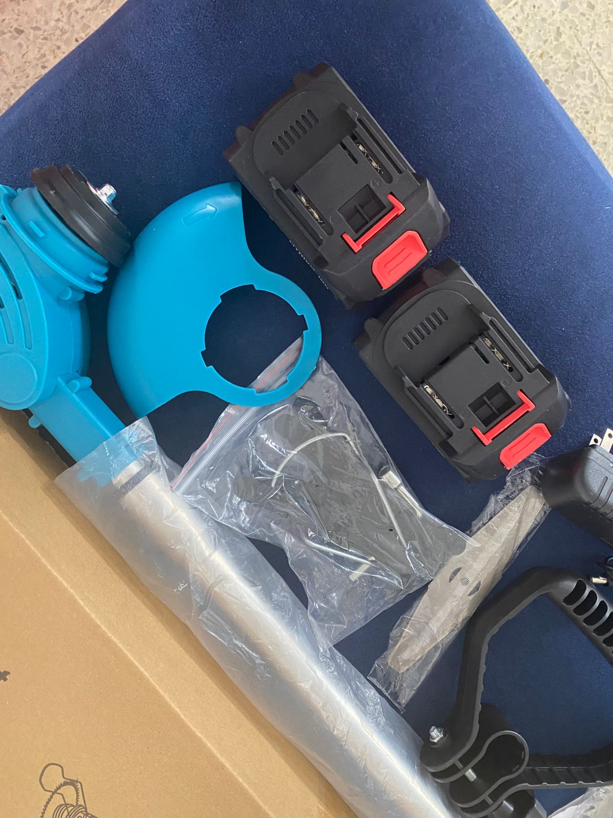 Miniatura 8 de PODADORA DE CESPED 2 BATERIAS - Color: Verde