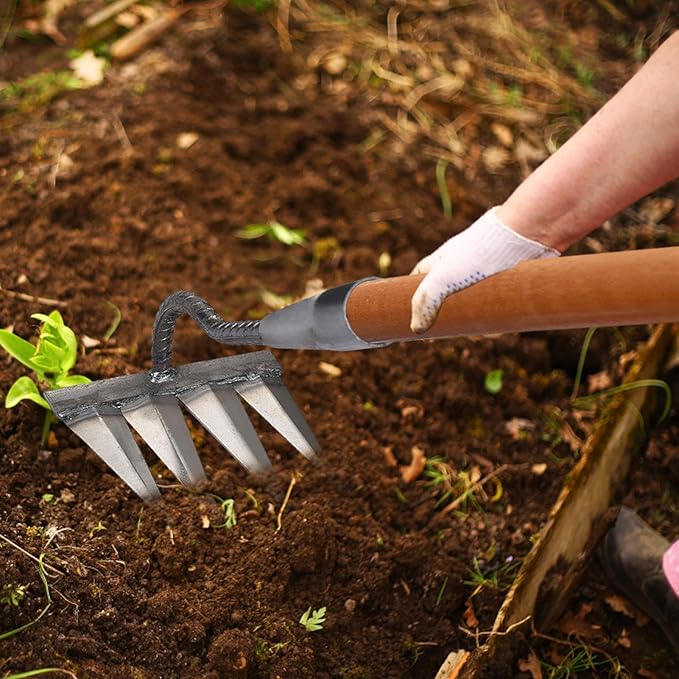 Vista 2 de RASTRILLO DE HIERRO PARA JARDINERÍA